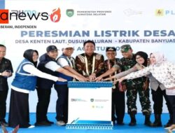 30 Tahun Menanti, Desa Kenten Laut Dusun Saluran Kab. Banyuasin Dialiri Listrik
