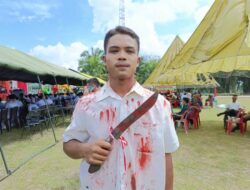 Pemenang Kostum Terunik Karnaval Hari Pahlawan, Fakru Royan Naibaho dari SMK Negeri 1 Siantar