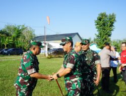 Sukseskan Swasembada Pangan, Pangdam II/Sriwijaya Panen Raya Padi di Desa Cahaya Maju