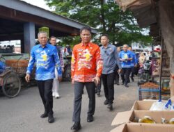 Jelang Nataru Pj. Bupati OKI Pantau Stabilitas Harga dan Gelar Pasar Murah