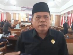 Rapat Paripurna X Masa Sidang Ke-II Dalam Rangka Penyampaian Resse I Dibuka Ketua DPRD OI