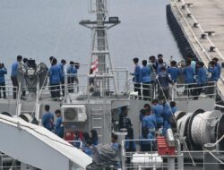 Tumbuhkan Semangat Nasionalisme dan Kebaharian, KRI Bontang-907 Beri Wawasan Edukatif Murid SMPN 30 Bandar Lampung