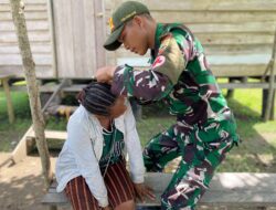 Berikan Pelayanan Kesehatan Gratis, Satgas Yonif 131/Brajasakti Bantu Tingkatkan Kesehatan Masyarakat Perbatasan Papua
