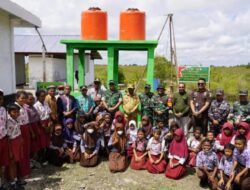 Kebahagiaan Terpancar Dari Anak-Anak Kampung Warisa Mulya Distrik Tomage Kabupaten Fakfak