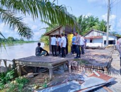 Curah Hujan Tinggi Sebabkan Longsor Susulan di Desa Tanjung Raya, Akses Utama Terancam Putus, Rumah Warga dan Balai Desa Ikut Terdampak