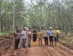 Sampoerna Agro Bantu Perbaikan Jalan, Bukti Sinergi Swasta dan Pemda