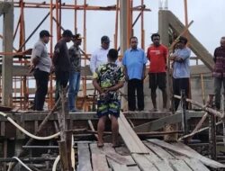 Sekda Papua Barat: Pembangunan Harus Berlanjut, Saat Tinjau Gereja Betel Waserat