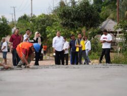 Bupati Askolani Tinjau Pembangunan Jalan Poros Air Batu Jaya, Pastikan Akses Masyarakat Aman dan Nyaman