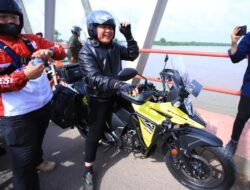 Tinjau Infrastruktur Menggunakan Motor, Herman Deru Resmikan Jalan Sri Menanti Banyuasin