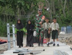 Sinergi Kodim 0808/Blitar dan Warga, Bangun Jembatan Perintis Garuda Bendosewu Segera Rampung