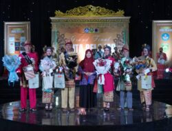 Hj. Bertha Dorong Generasi Muda Berkarya di Ajang Duta Pelajar Kota Pagar Alam