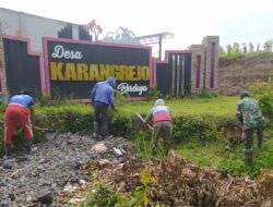 Pererat Silaturahmi, Babinsa Karangrejo dan Warga Dusun Sumberjo Kompak Kerja Bakti Bersihkan Lingkungan