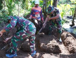 Peduli Kesehatan Warga, Satgas TMMD ke-127 Kodim 0808/Blitar Bangun Pondasi MCK