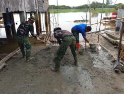 Semangat Tanpa Lelah di Bulan Suci, Kodim 0402/OKI-OI Percepat Pembangunan Jembatan Gantung Desa Embacang