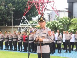 Kapolda Sumsel Pimpin Apel Pagi dan Pemeriksaan Senpi Personel di Mapolda Sumsel