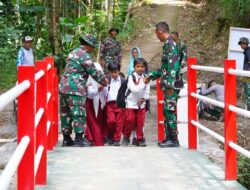 Menjelang Penutupan TMMD ke-127,  dan SSK Satgas Lakukan Pengecekan Jembatan Merah Putih Rampung 100 Persen