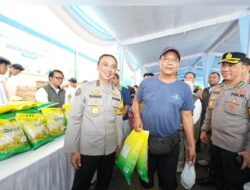Polda Sumsel Salurkan 135 Ton Beras ke 20 Ribu Warga Lewat Gerakan Pangan Murah