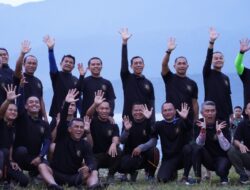 Ketangguhan Prajurit Diuji, Danrem 182/JO Jadi Teladan dalam Renang Militer Apel Dansat 2026