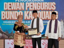 H. Muchendi Sandang Gelar Kehormatan Adat Minang “Sutan Rajo Mudo Nan Sati”