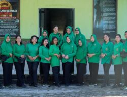 Persit KCK Koorcabrem 182/JO Tanam Pohon di Fakfak, Dorong Gaya Hidup Sehat dan Pelestarian Lingkungan