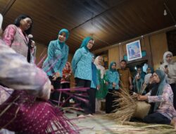 Galeri Dekranasda OKI, Ruang Baru Menikmati Wastra dan Kriya Lokal