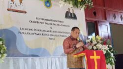 Bupati Fakfak Salurkan Hibah Rp125 Juta untuk Bakal Jemaat Galilea Torea