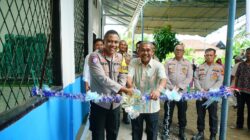 Sambut Hari Bhayangkara ke-80, Kapolres OKI Resmikan MCK untuk Dukung Aktivitas Warga dan TK TPA