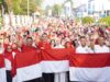 Bupati OKI Bagikan 3.000 Bendera Merah Putih, Ajak Warga Semarakkan HUT Ke-81 RI