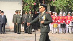 Hari Jadi Kabupaten Bekasi ke-76, Plt Bupati dan Dandim Tabur Bunga di Makam KH Noer Alie