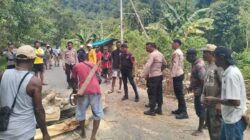 Polsek Kokas Kedepankan Pendekatan Humanis, Palang Jalan Kayuni–Kokas Akhirnya Dibuka