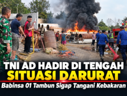 TNI AD Hadir di Tengah Situasi Darurat, Babinsa 01 Tambun Sigap Tangani Kebakaran