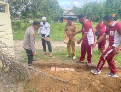 Peletakan Batu Pertama sebagai Tanda Secara Resmi Dibangunnya Pagar Mako Polsek Cengal