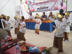 Pesta Tumpeng Meriahkan Ulang Tahun Desa Bali Agung yang Ke-61