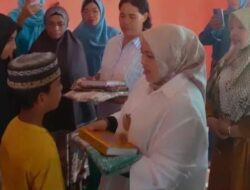 Pembagian Al-Qur’an dan Bukonah di TPQ Mazra’atul Janna I dan II Kampung Sisir Berlangsung Penuh Sukacita