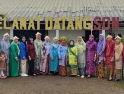 Peringati Hari Kartini, Upacara Bendera di SDN 1 Rambang Kuang Dipimpin Para Kartini Muda Berkebaya