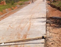 Pembangunan Jalan di Desa Tanjung Agung Banyuasin Diduga Dikerjakan Asal Jadi dan Mark Up