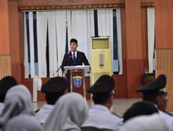 Pejabat Harus Total Melayani, Seirama dan Setia Kepada Masyarakat