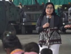 Bunda PAUD Diakonia Tuameta Salurankan ATK Guru dan Siswa dengan Dana Sendiri