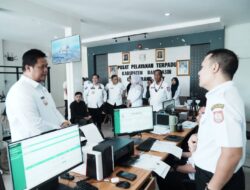 Pastikan Pelayanan Publik Berjalan di Hari Pertama Setelah Libur Lebaran, Sekda Banyuasin Sidak Pelayanan Publik Kecamatan Talang Kelapa