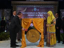 Hj. Bertha Menghadiri Tasyakuran dan Pelepasan Peserta Didik Kelas XII Angkatan 44 SMA Muhammadiyah Kota Pagar Alam