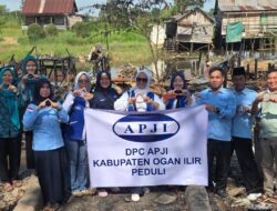 APJI Ogan Ilir Salurkan Bantuan Sembako untuk Korban Kebakaran Ibul Besar III