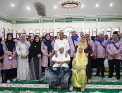 Wawako Hj Bertha Lepas Keberangkatan Wako Ludi Tunaikan Ibadah Haji