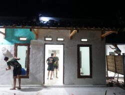 Tak Kenal Lelah Apalagi Menyerah, Satgas TMMD ke-128 Kodim 0402/OKI Lembur Malam