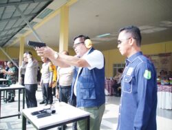 Bupati Toha Meriahkan Lomba Menembak Dalam Rangka HUT Bhayangkara ke-80