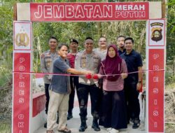 Kapolres OKI Resmikan Jembatan Merah Putih, Wujud Nyata Pengabdian Polri untuk Konektivitas Desa