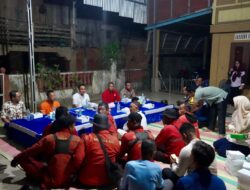 Turun ke Lokasi Karhutla Deling, Muchendi Semangati Petugas di Garis Depan
