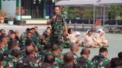 Jam Komandan Kodim 0509, Dandim Vicky Tanamkan Semangat Disiplin dan Kebersamaan