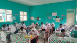 15.000 Pelajar OKI Pecahkan Rekor MURI Lewat Gerakan Menulis Cerpen