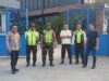 Babinsa Kawal Pengamanan Aksi Unjuk Rasa DPC FSPGI di PT Softpren Industries Indonesia