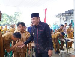 Bupati Toha Turun Langsung ke Bayung Lencir, Serap Aspirasi Warga dan Salurkan Bantuan Sembako